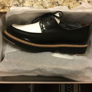Flamingos black and white oxfords - 7.5/8